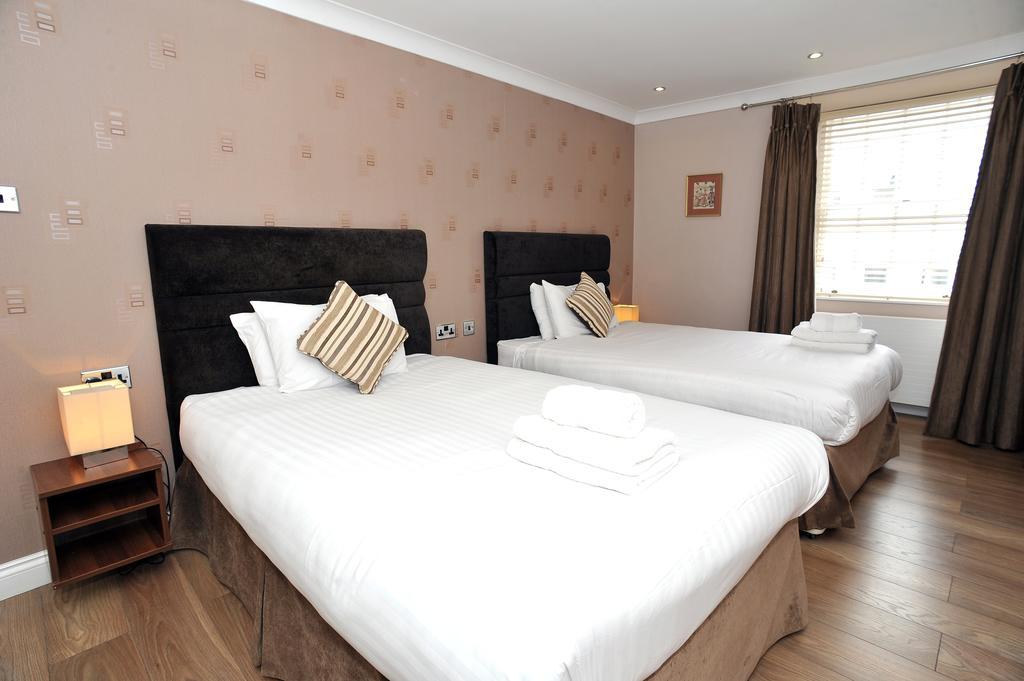 The Kings Arms Hotel Berwick Upon Tweed Rum bild
